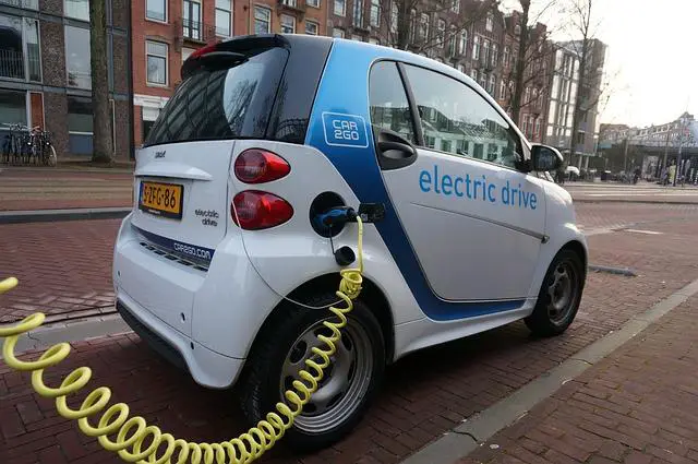 Low-Speed Electric Vehicles: Pioneering Sustainable Urban Mobility