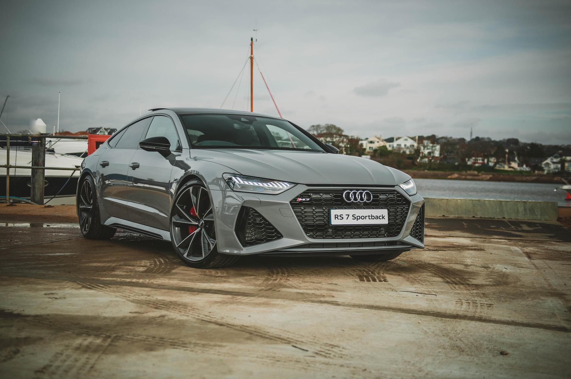 Audi RS7: Power, Elegance, and Luxury in Motion