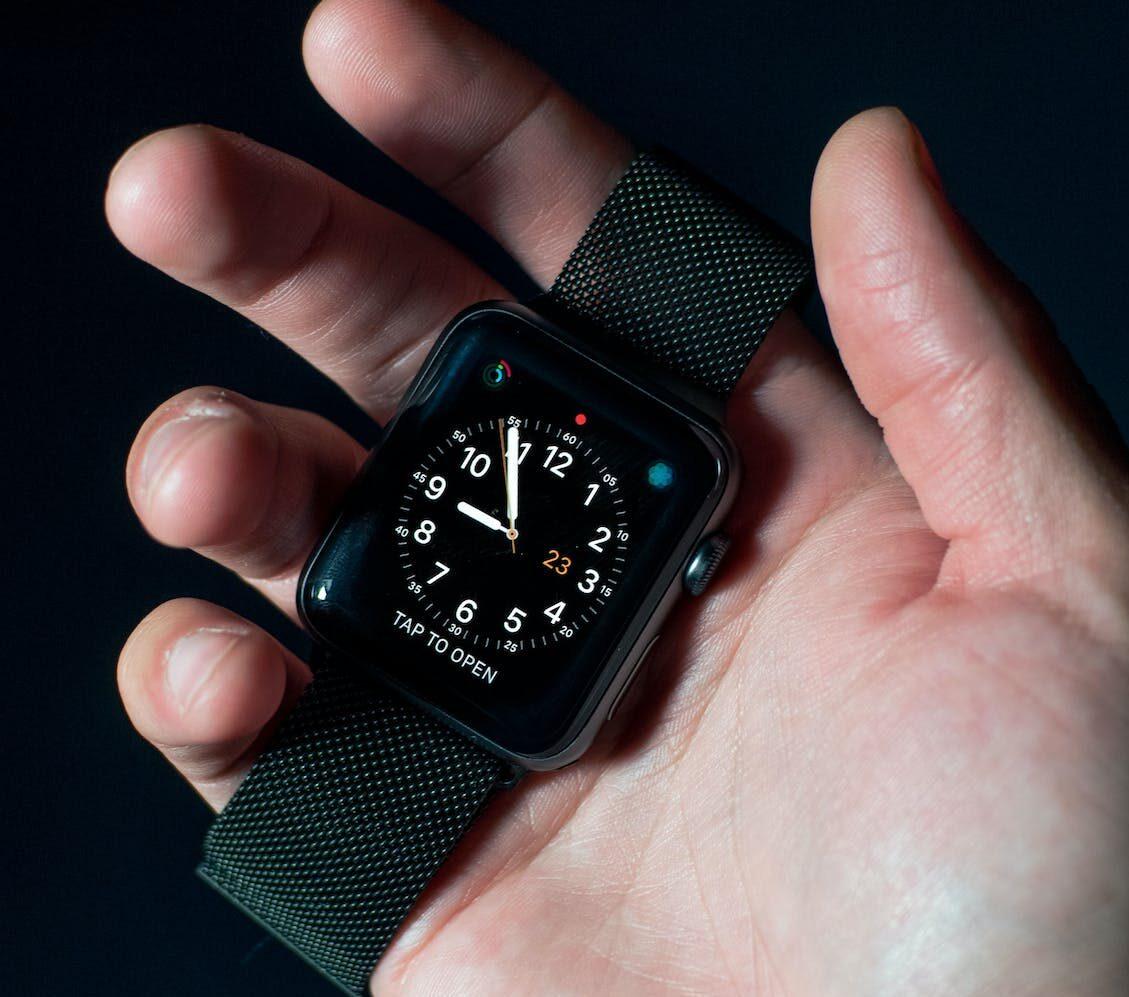 How to Change Clock Face on Apple Watch