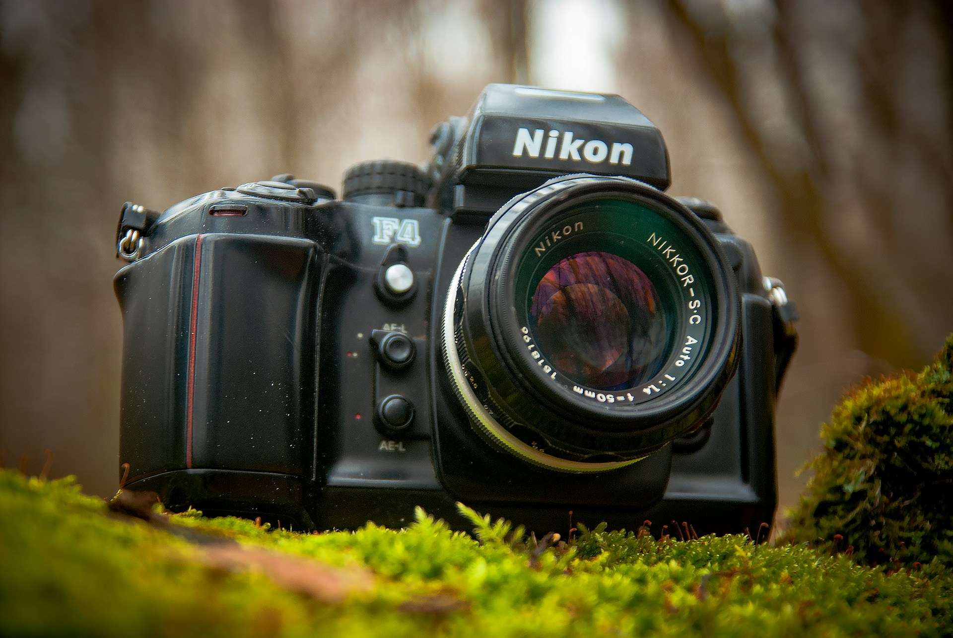 Nikon F4: A Comprehensive Review