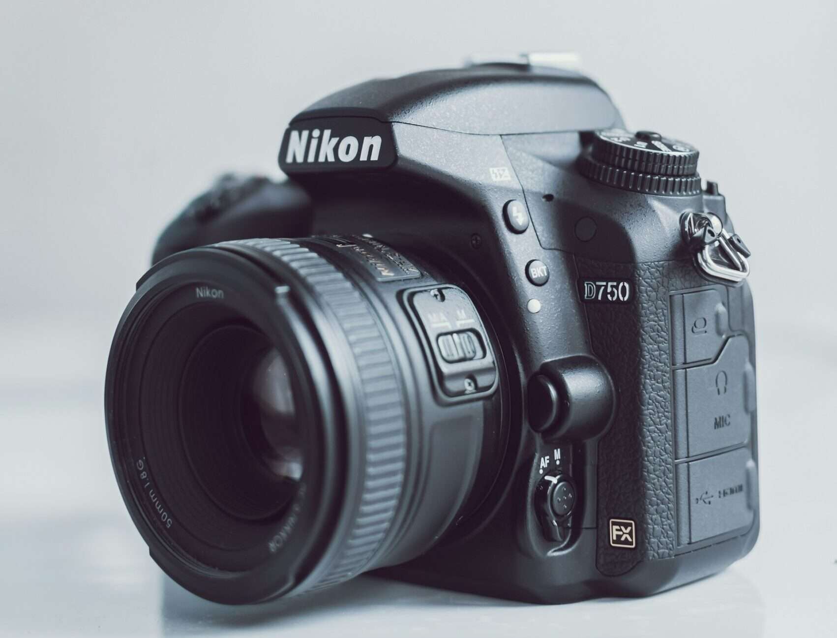 How to Use Nikon D750